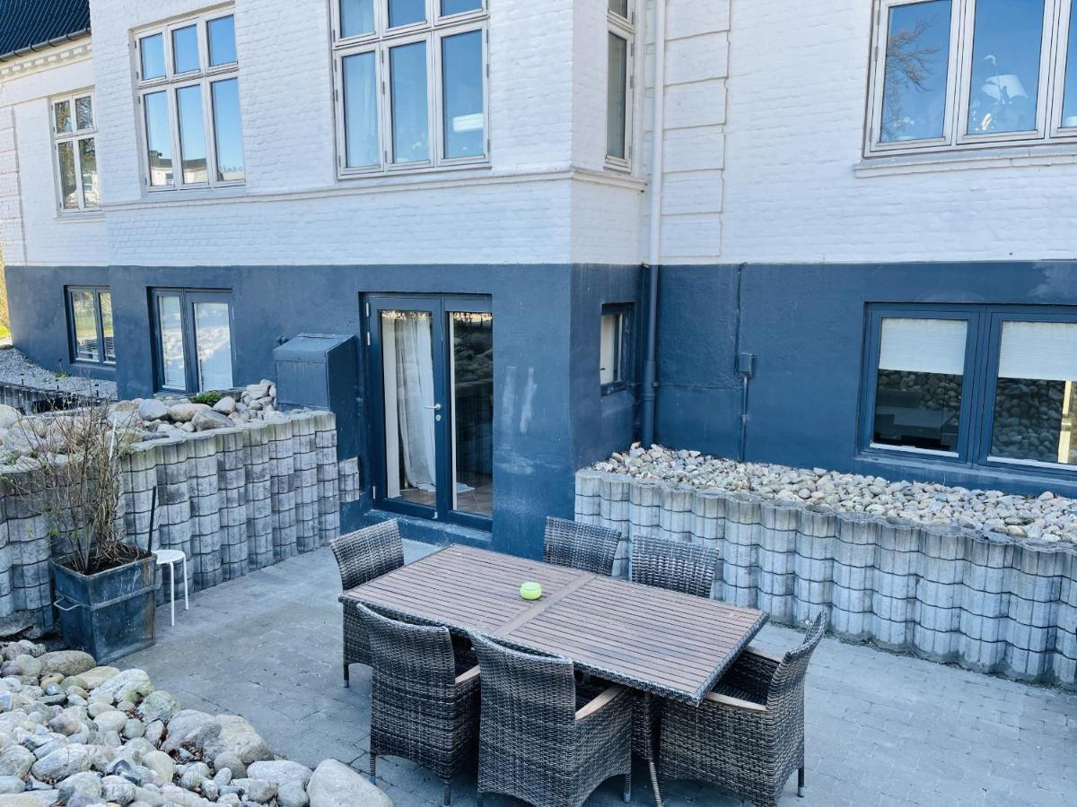 Aday - Central Charming Apartment With Terrace 奥尔堡 外观 照片