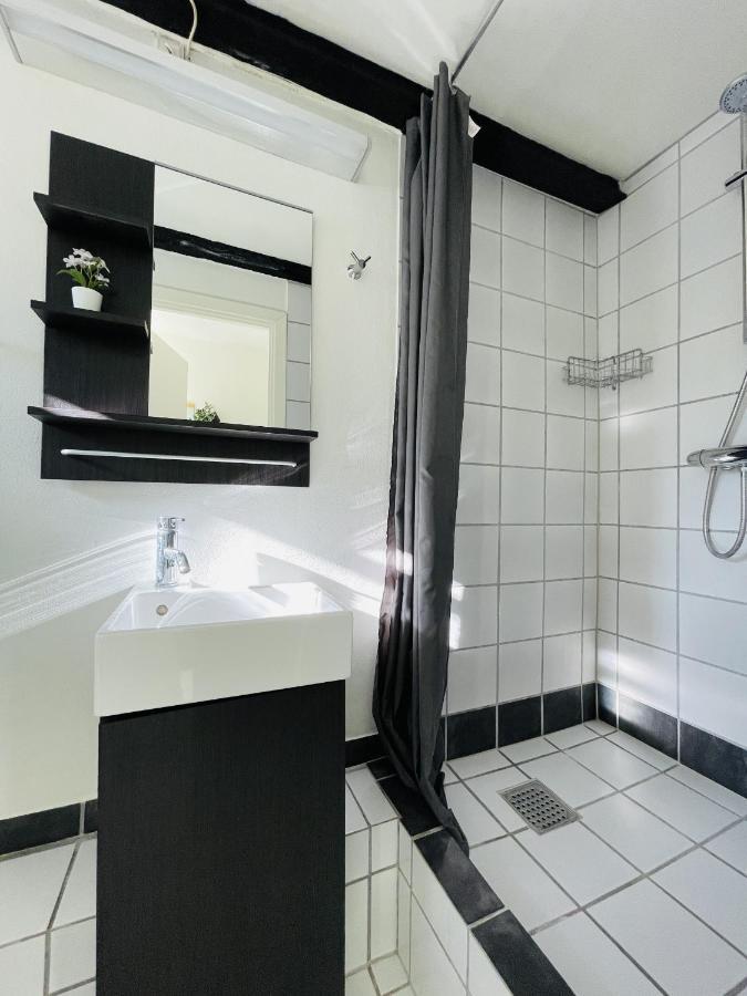 Aday - Central Charming Apartment With Terrace 奥尔堡 外观 照片